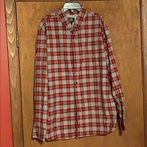 Lee button up